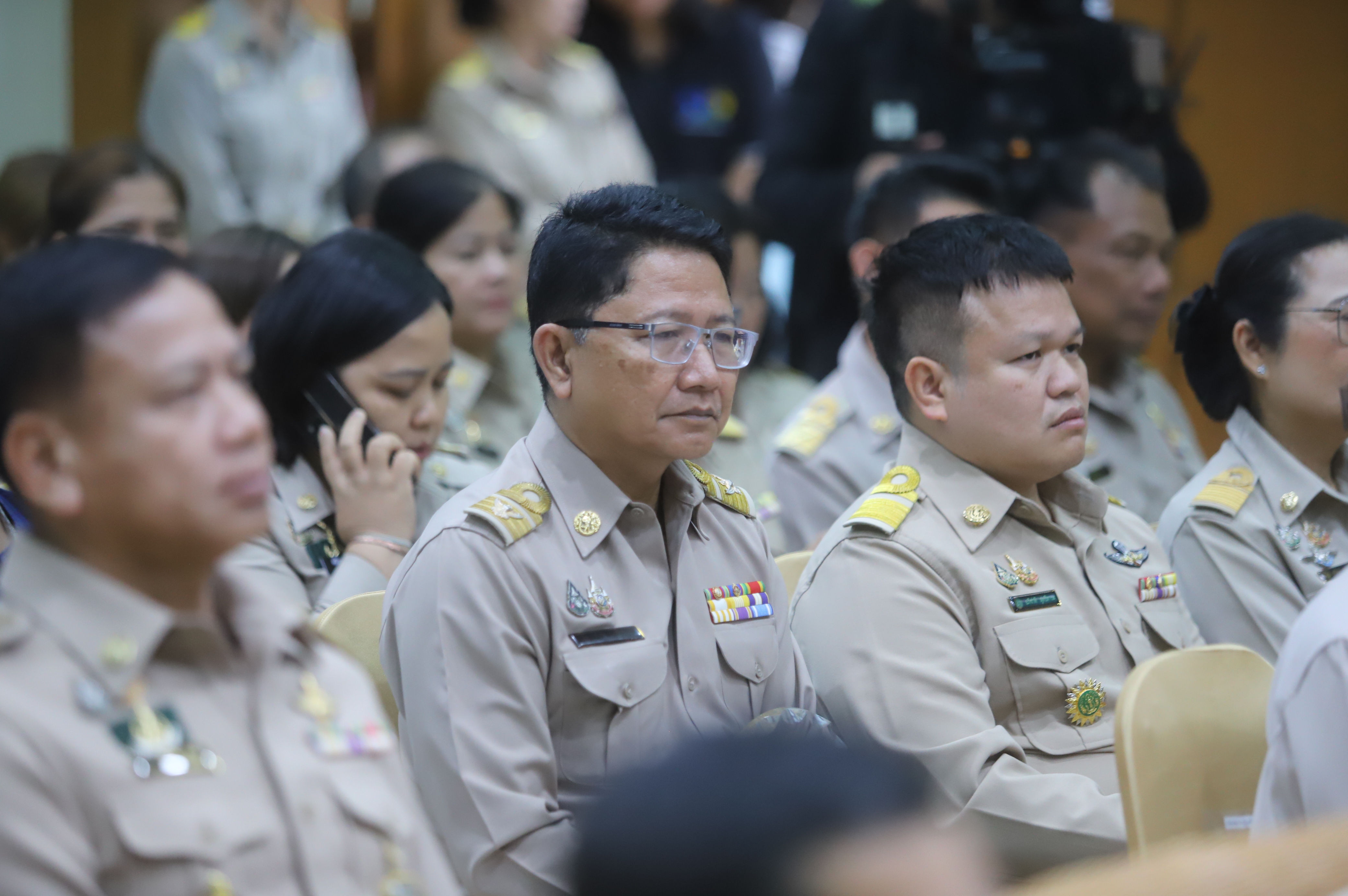 title - เลขาธิการ ส.ป.ก. มอบรางวัลเชิดชูกียรติ ประจำปีงบประมาณ พ.ศ. 2568